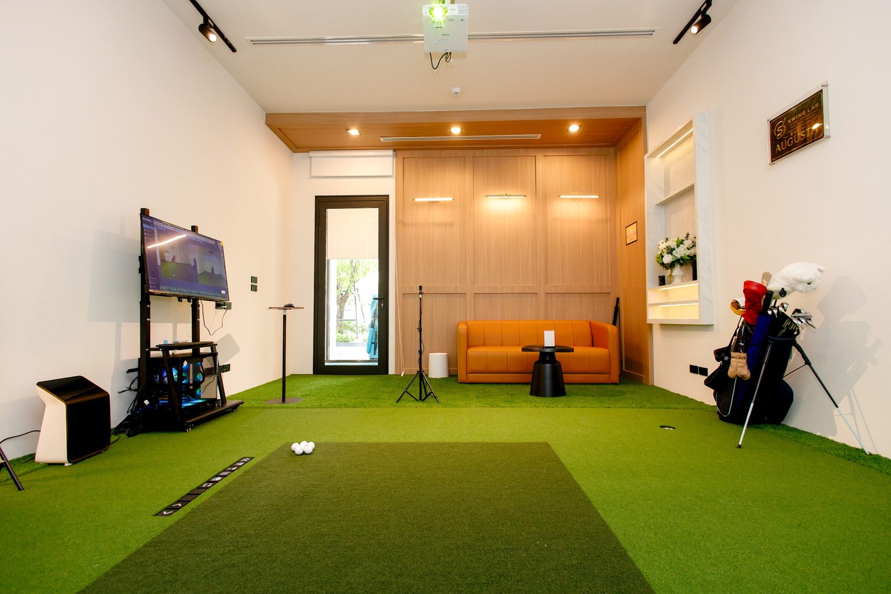 ห้องซ้อมกอล์ฟอินดอร์ของ Swing Lab พระราม 2
